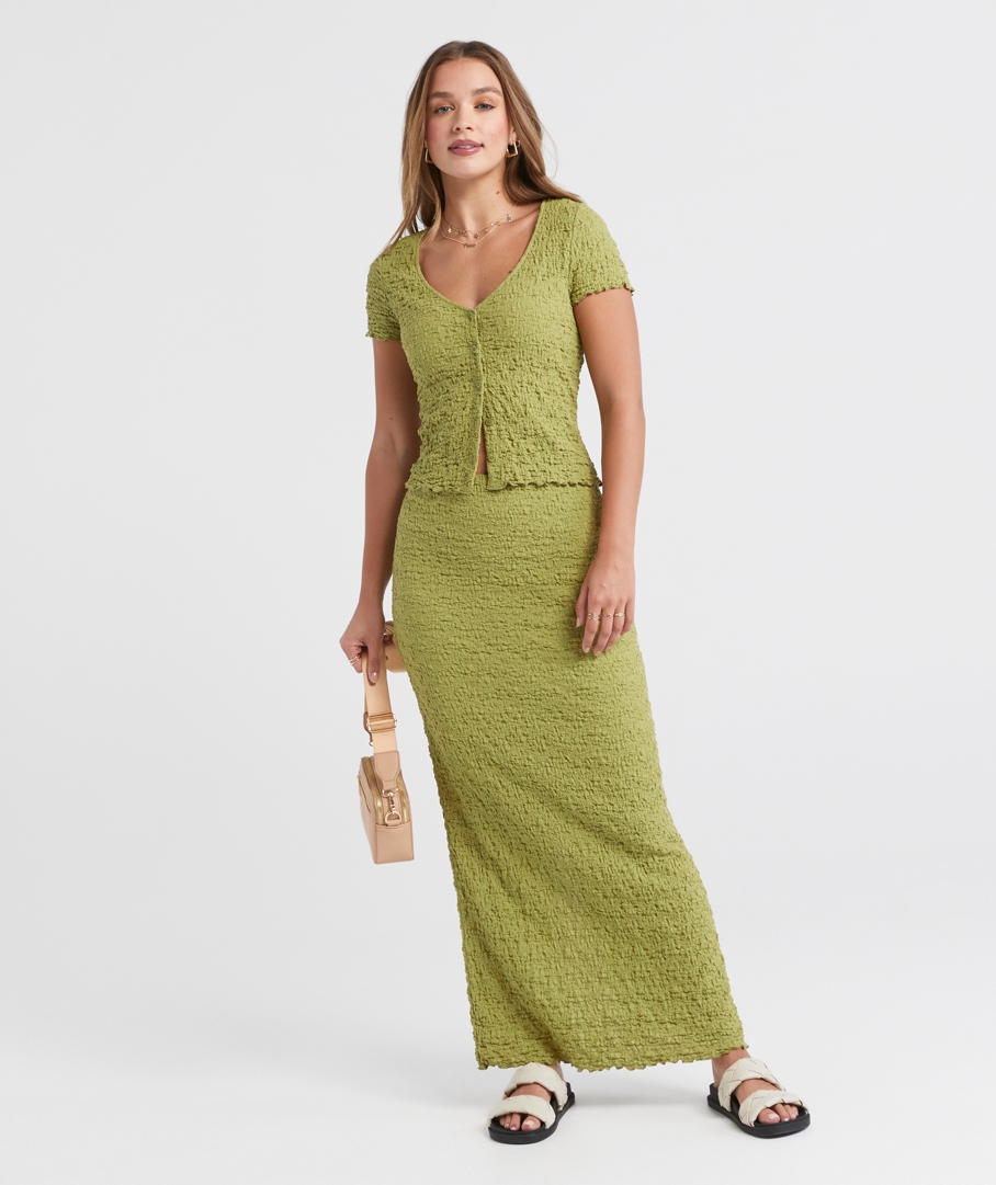 Maxi-Skirts & Long Skirts - All Year Round Fashion Staple