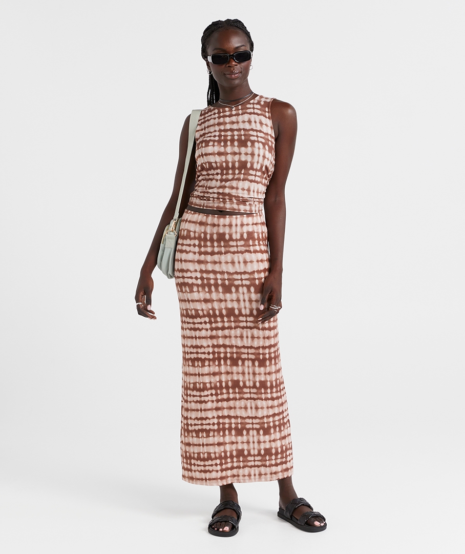 Sports girl on sale maxi skirt
